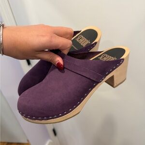 Women's Purple Clogs